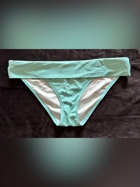Victoria secret free spirit fold over bikini bottom Size L